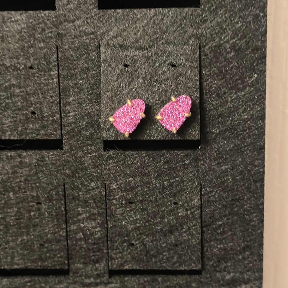 Kendra Scott studs